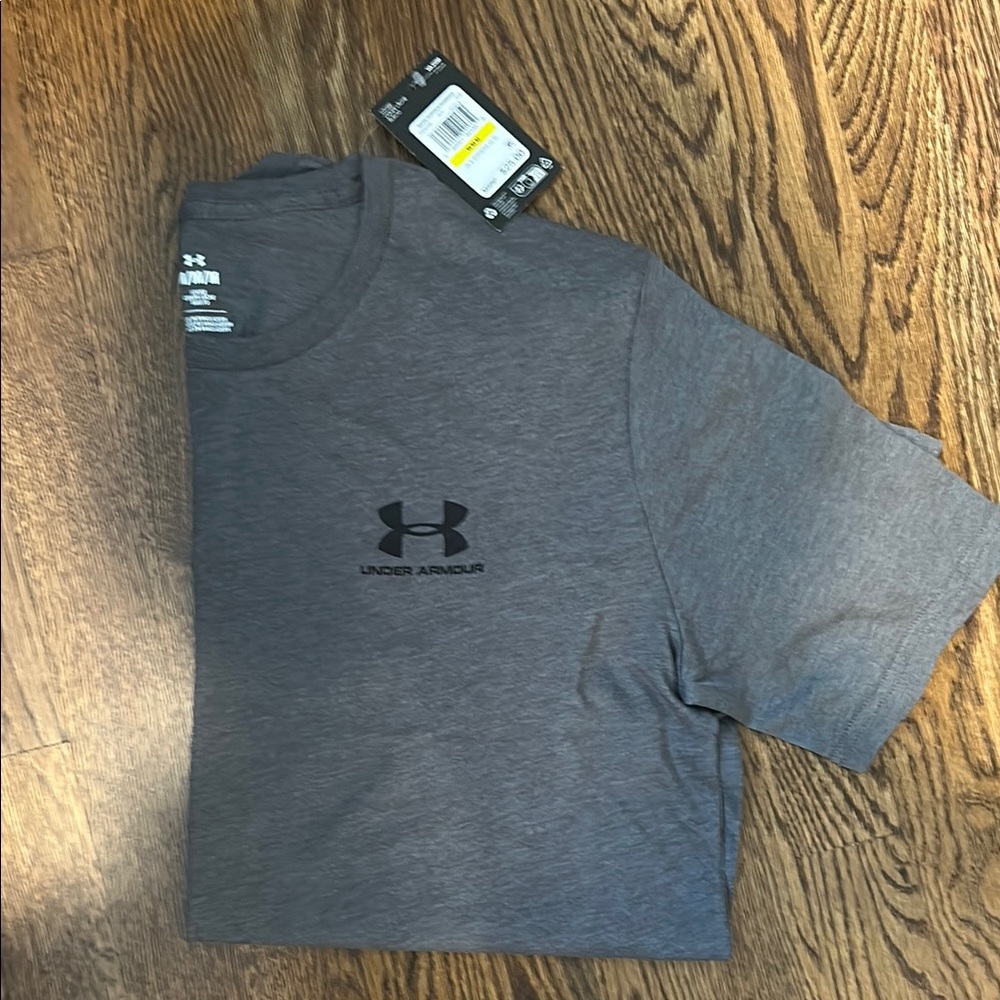 Under Armour Gray Short Sleeve Tee Performance Shirt